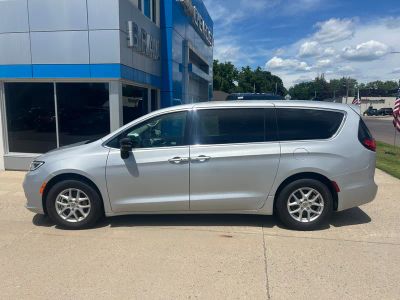 2024 Chrysler Pacifica Touring L in Silver — front three-quarter view