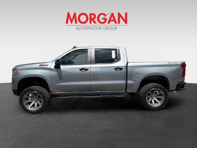 2023 Chevrolet Silverado 1500 — engine compartment view
