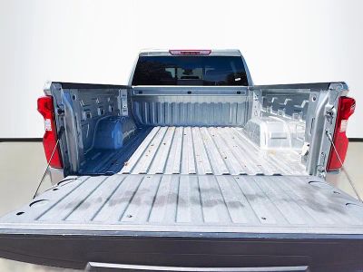 2023 Chevrolet Silverado 1500 — photo 12 view