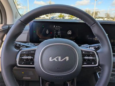 2026 Kia Carnival — photo 32 view
