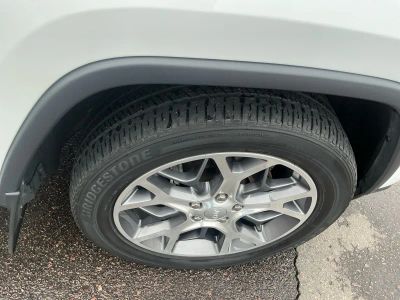 2021 Jeep Grand Cherokee — photo 22 view