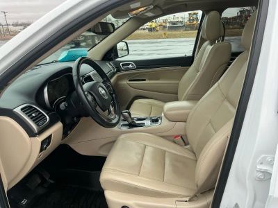 2021 Jeep Grand Cherokee — photo 9 view