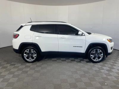 2019 Jeep Compass — side profile view