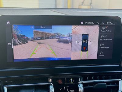 2023 BMW 8 Series — photo 12 view