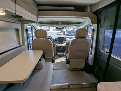 2023 Thor Motor Coach Scope — photo 16 view