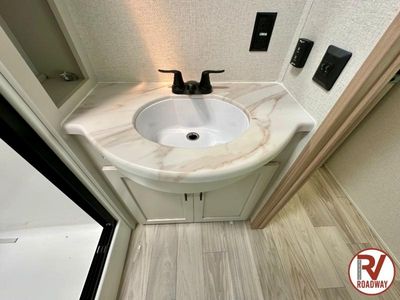 2026 Sandpiper 3990FL - Photo 25