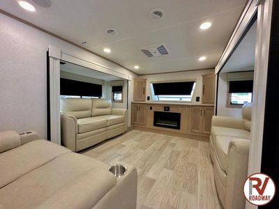 2026 Sandpiper 3990FL - Photo 16