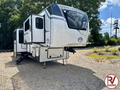 2026 Sandpiper 3990FL - Photo 3