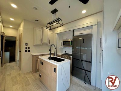 2026 Sandpiper 3990FL - Photo 12