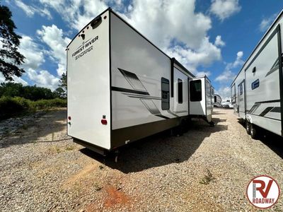 2026 Sandpiper 3990FL - Photo 4