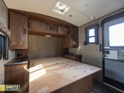 2019 Outdoors RV Black Stone Mountain Series - Photo 17