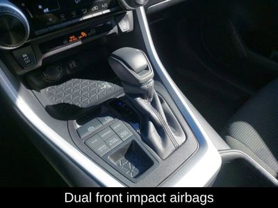 2025 Toyota RAV4 LE - Photo 24