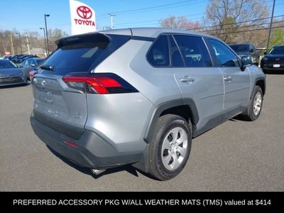 2025 Toyota RAV4 LE - Photo 4