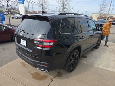 2025 Honda Pilot Black Edition - Photo 4