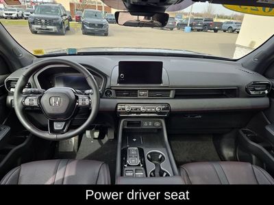 2025 Honda Pilot Black Edition - Photo 15