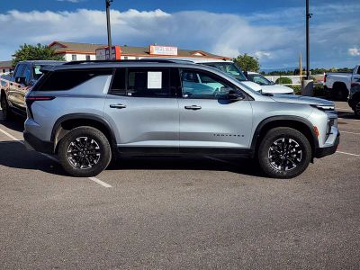2025 Chevrolet Traverse — side profile view