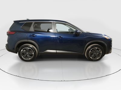 2024 Nissan Rogue - Photo 8