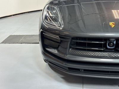 2024 Porsche Macan - Photo 28