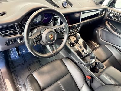 2024 Porsche Macan - Photo 4