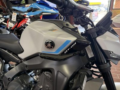 2026 Yamaha MT-09 - Photo 10