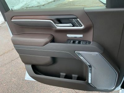 2026 GMC Sierra 1500 — photo 8 view