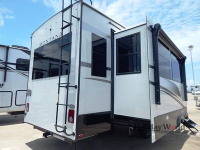 2025 Keystone Montana - Photo 4