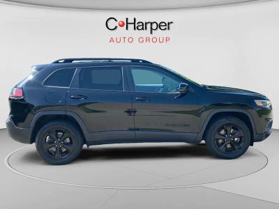 2019 Jeep Cherokee — side profile view