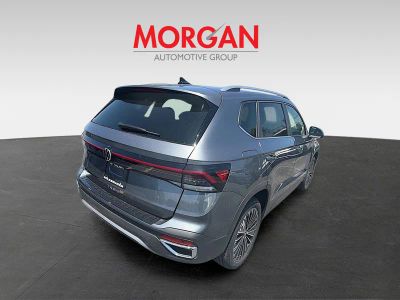2026 Volkswagen Taos — photo 7 view