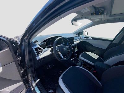 2026 Volkswagen Taos — photo 9 view