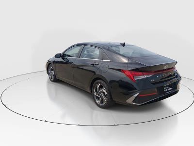 2024 Hyundai Elantra - Photo 5