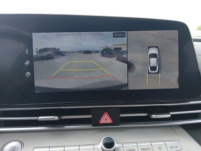 2024 Hyundai Elantra - Photo 16