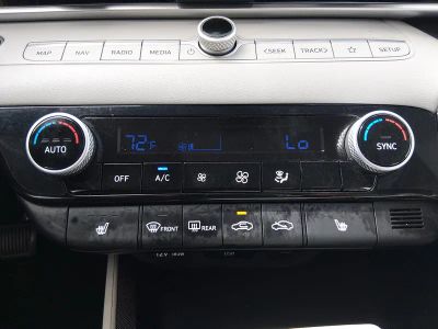 2024 Hyundai Elantra - Photo 19
