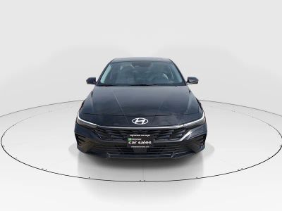 2024 Hyundai Elantra - Photo 2
