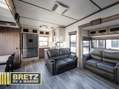 2023 Alliance RV Paradigm - Photo 8