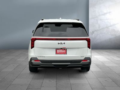 2026 Kia Carnival — detail view