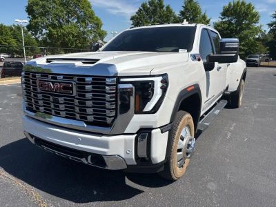 2024 GMC Sierra 3500 HD - Photo 8