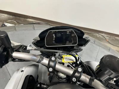 2026 Yamaha MT-10 - Photo 11