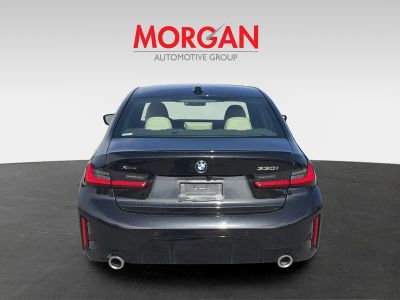 2025 BMW 3 Series — detail view