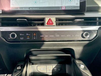 2026 Kia Sorento Hybrid — photo 18 view