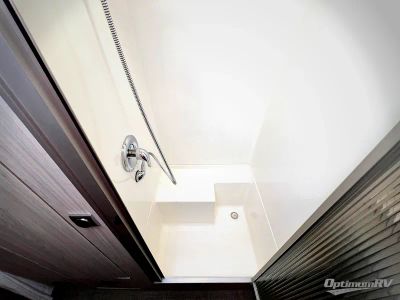 2021 Airstream Globetrotter - Photo 13