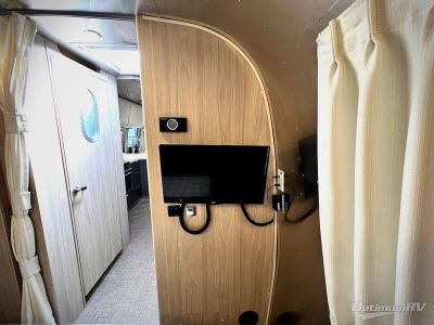 2021 Airstream Globetrotter - Photo 17