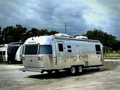 2021 Airstream Globetrotter - Photo 2