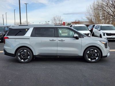 2026 Kia Carnival — side profile view
