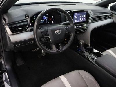 2025 Toyota Camry FWD - Photo 13