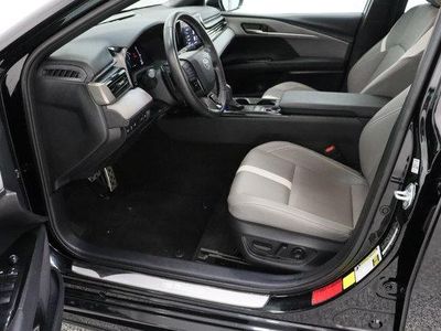 2025 Toyota Camry FWD - Photo 14