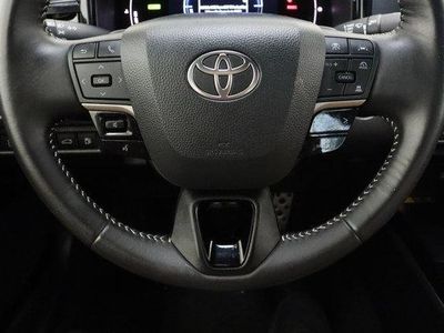 2025 Toyota Camry FWD - Photo 24