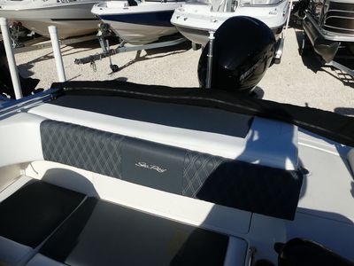 2017 Sea Ray SPX 190 OB - Photo 13