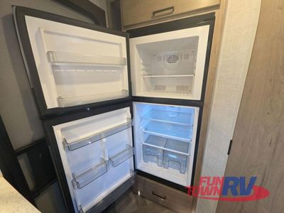 2022 Ember RV Overland Series - Photo 23