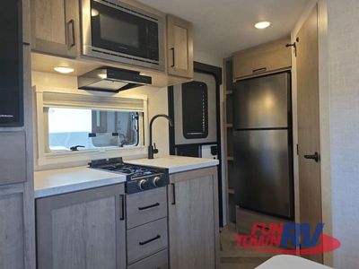2022 Ember RV Overland Series - Photo 12