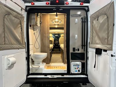 2023 Winnebago TRAVATO - Photo 2